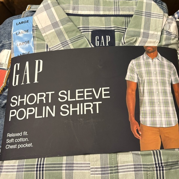 Gap Short Sleeve Poplin Shirt - Picture 3 of 3
